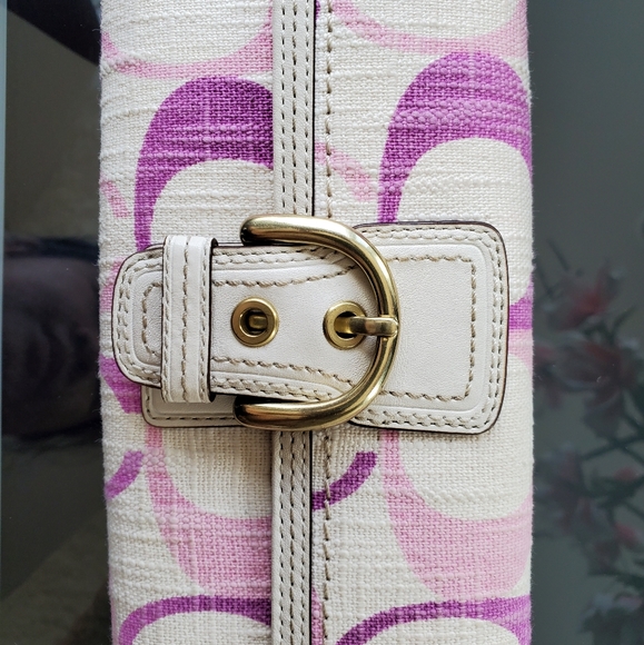 Coach purse and wallet - Picture 4 of 8